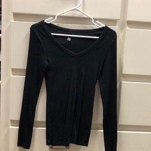 Victoria’s Secret long sleeve v neck